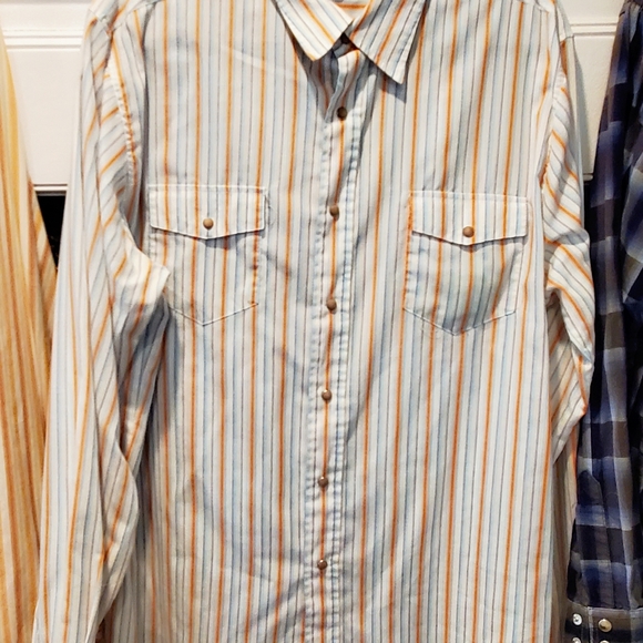 3 Very cool Cowboy Western Men's Shirts size XL and XXL fits like XL - Picture 3 of 12